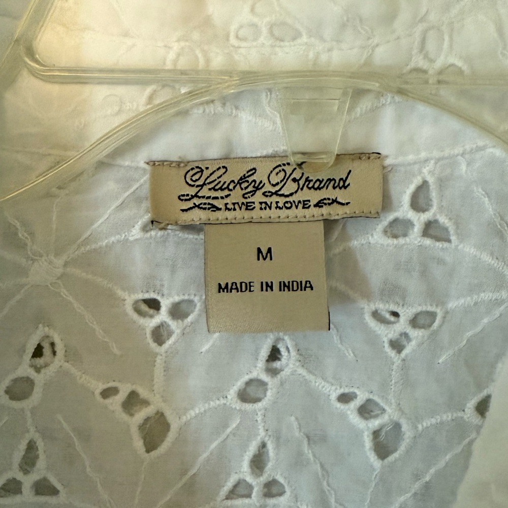 Lucky Brand white eyelet button down fitted  long sleeve shirt. M - Picture 2 of 6